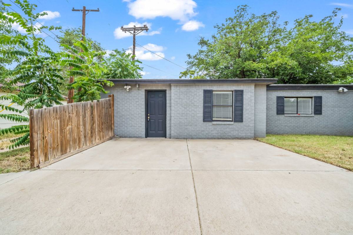 House for rent at 3120 31st St, Lubbock, TX 79410