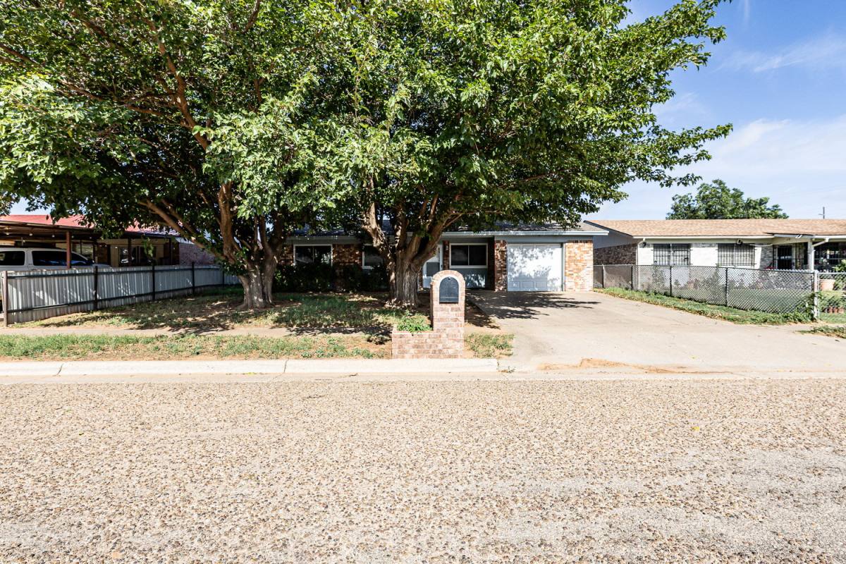 House for rent at 7406 Globe Ave, Lubbock, TX 79404