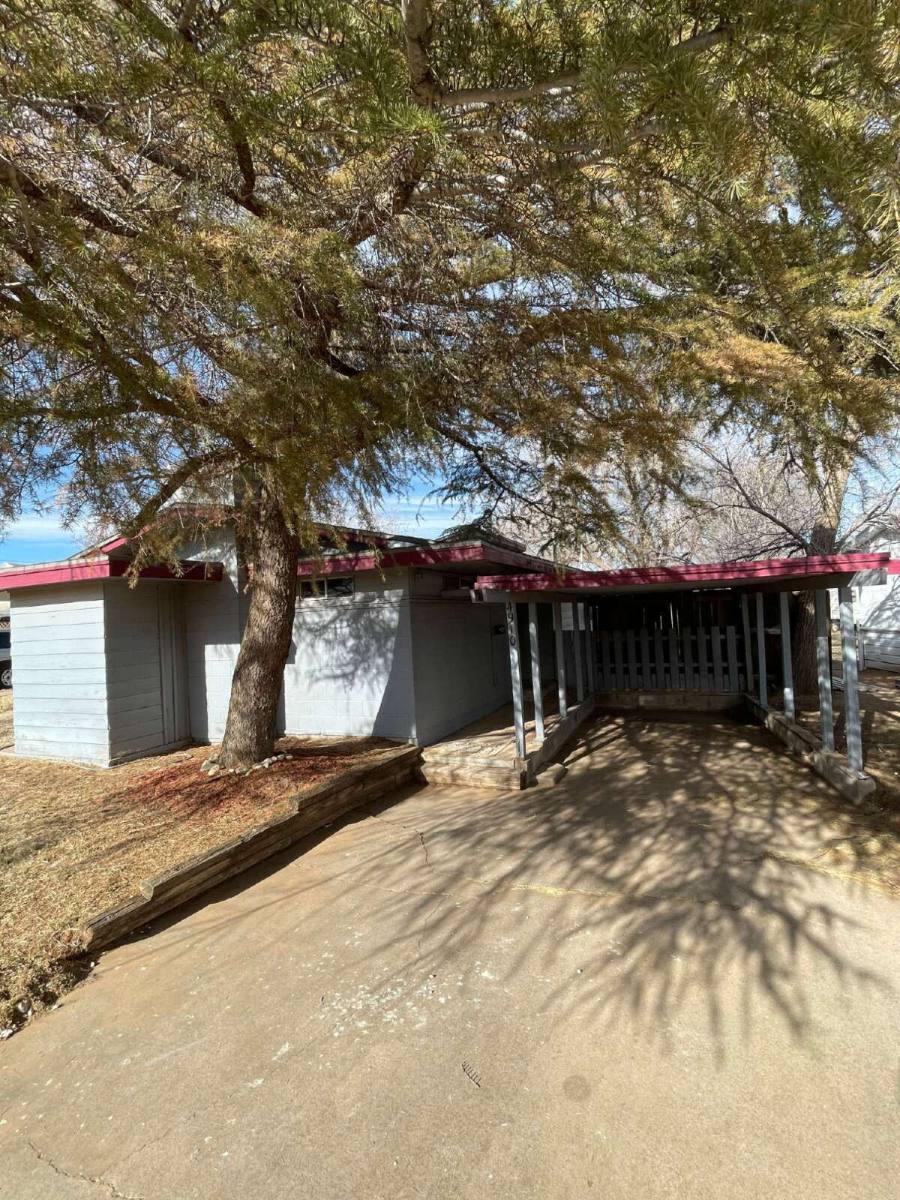 House for rent at 4910 38th St, Lubbock, TX 79414
