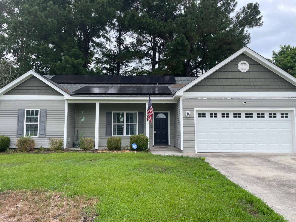 House for rent at 108 Ponderosa Dr, Jacksonville, NC 28540