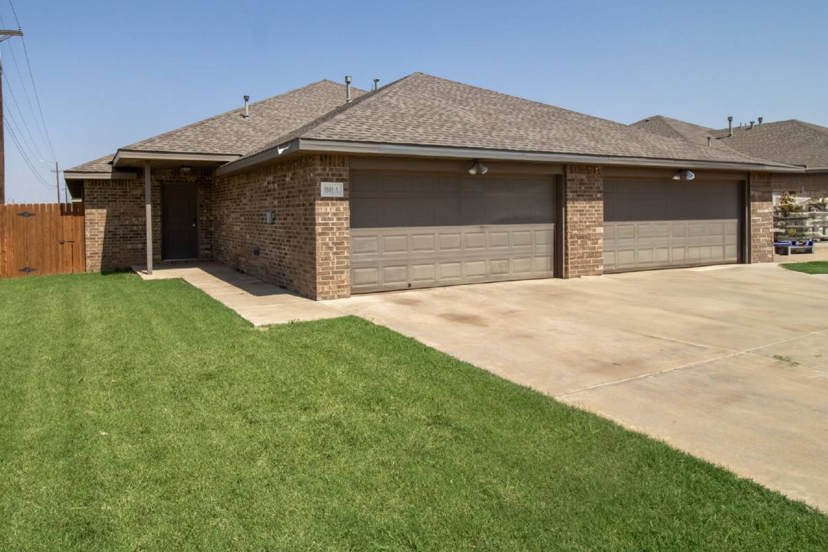 Townhouse for rent at 9801 Ave W Dam #A, Lubbock, TX 79423