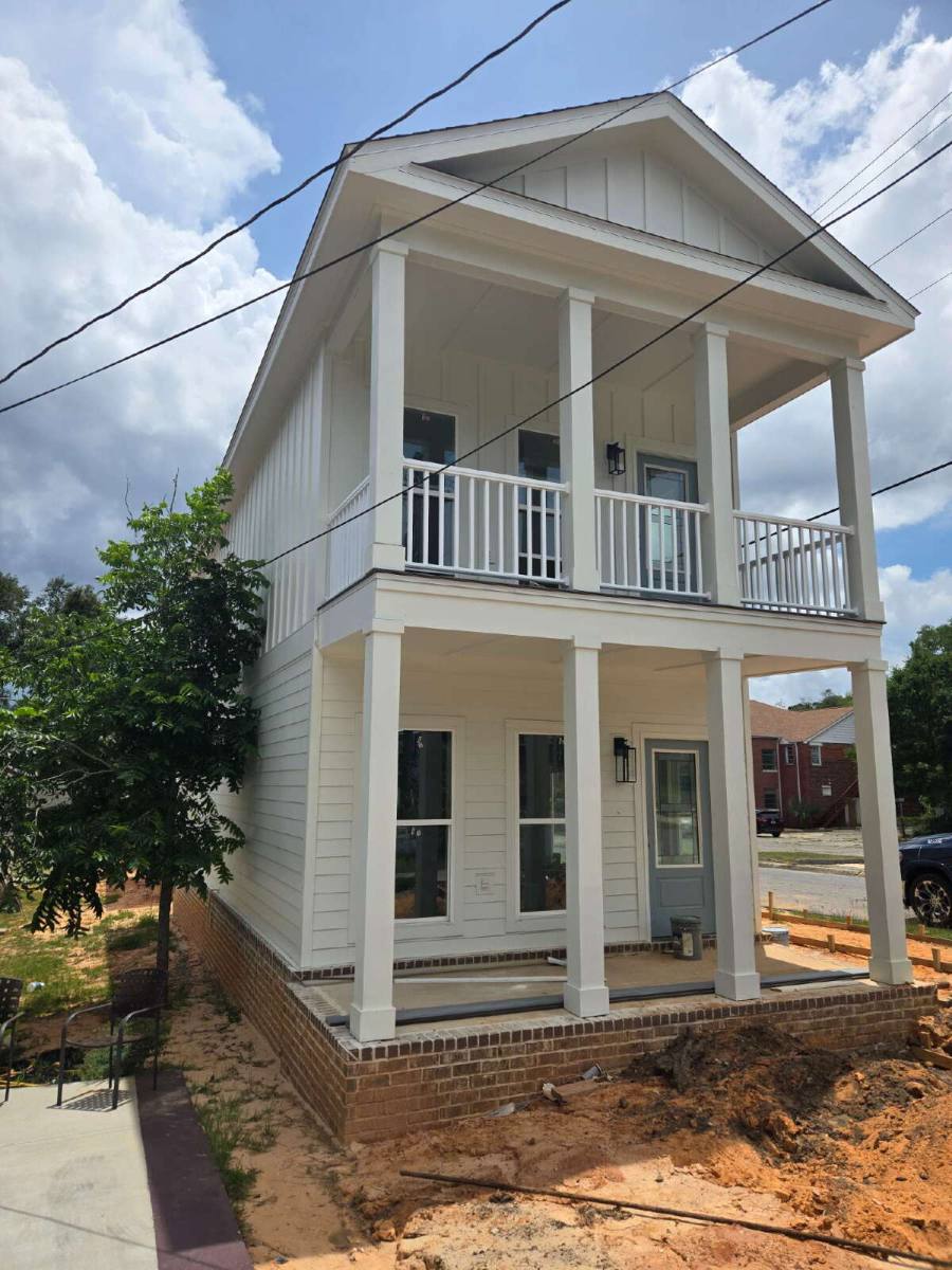 House for rent at 923 W Belmont St, Pensacola, FL 32501