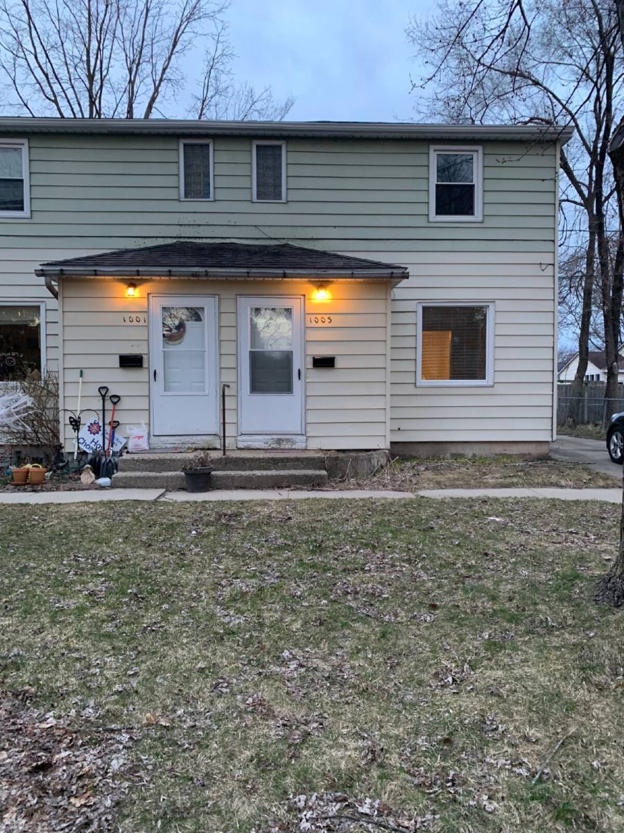 Townhouse for rent at 1001 Elizabeth St, Midland, MI 48640
