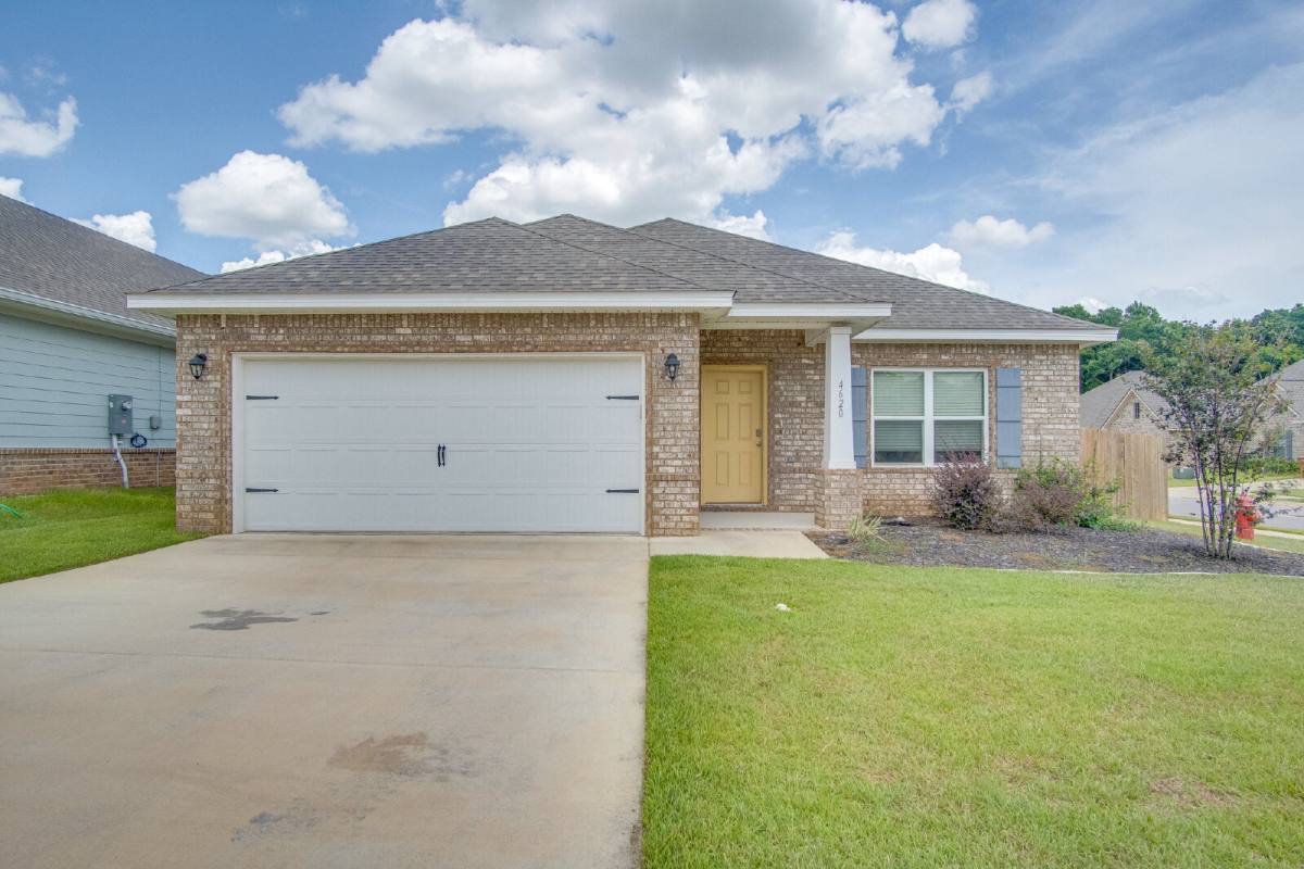 House for rent at 4620 Sago Palm Circle, Milton, FL 32571