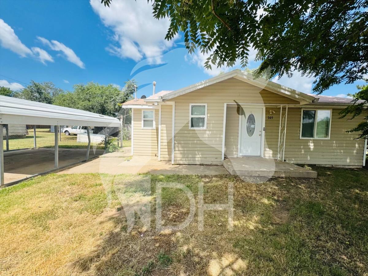 House for rent at 703 6th St, Woodward, OK 73801