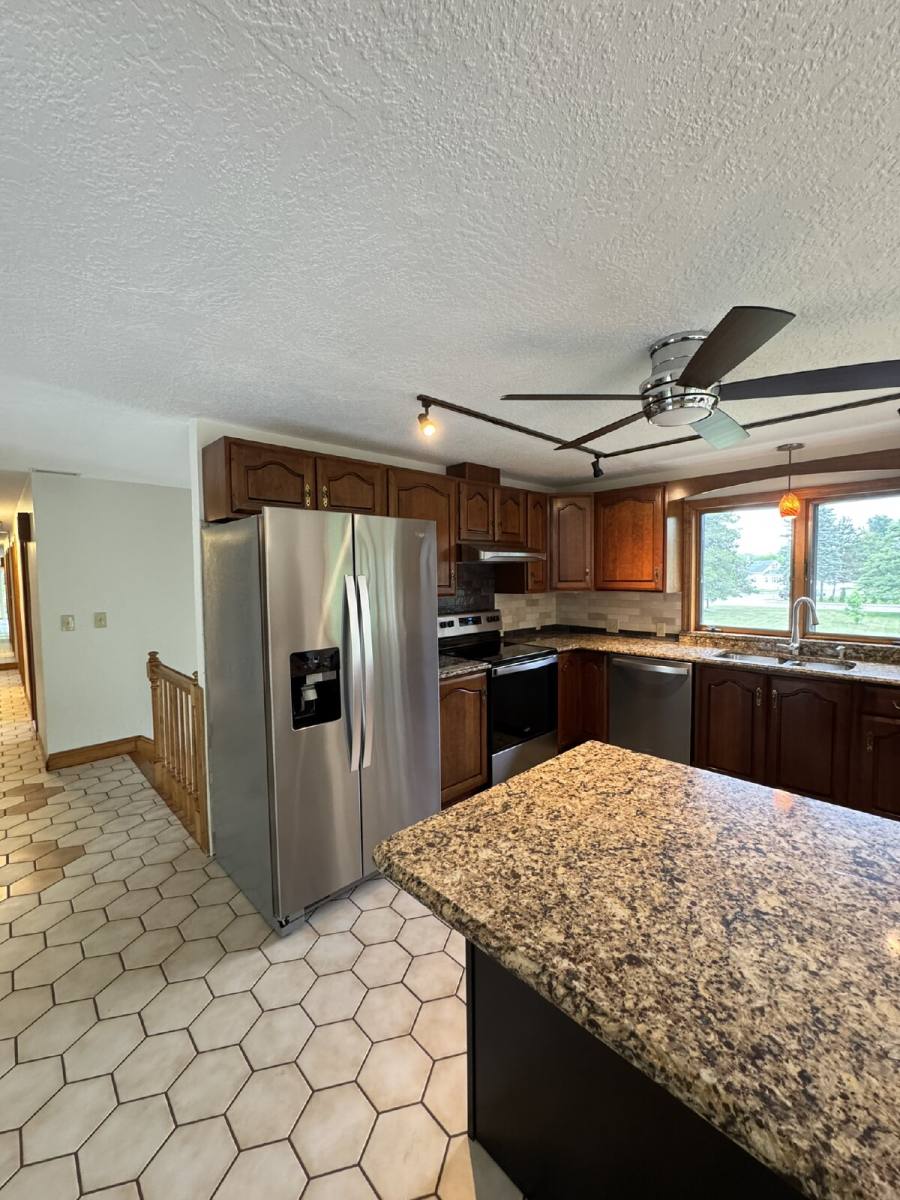 Apartment for rent at 159 Plantation St, Worcester, MA 01604