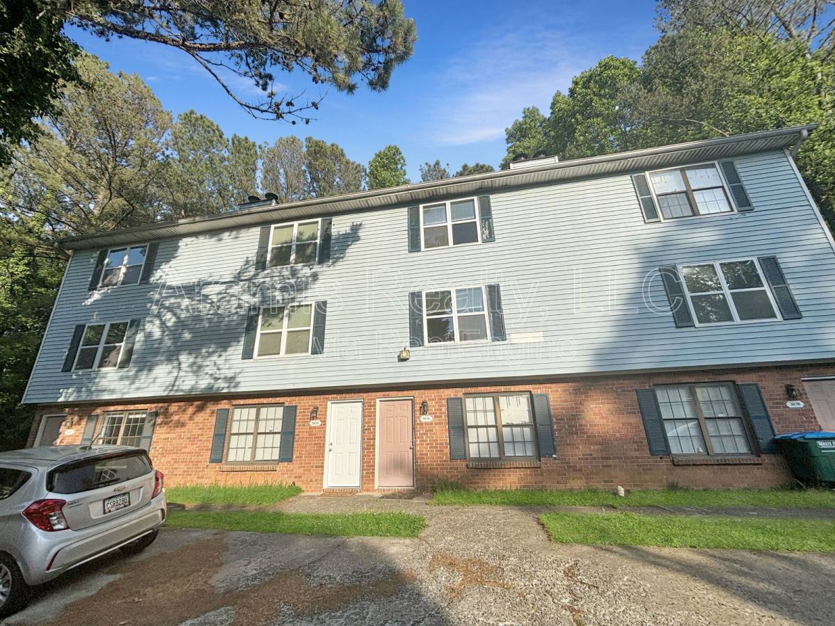 Townhouse for rent at 3036 Destin Circle, Snellville, GA 30078