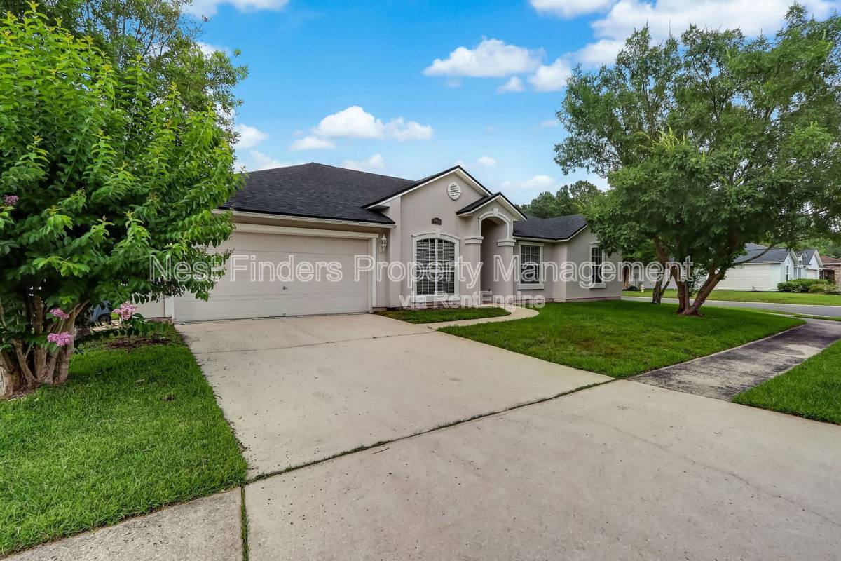 House for rent at 9703 Cedar Ridge Dr W, Jacksonville, FL 32221