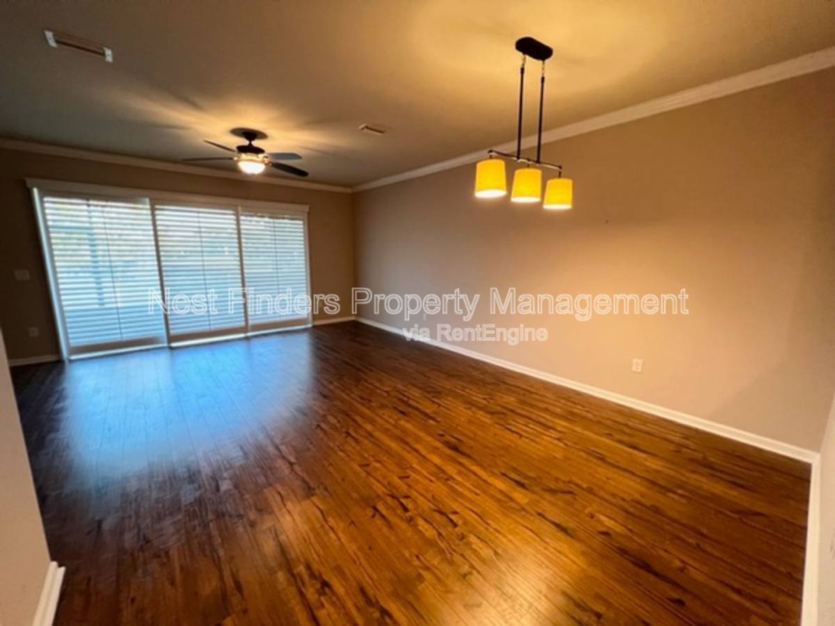 Townhouse for rent at 6937 Woody Vine Dr, Jacksonville, FL 32258