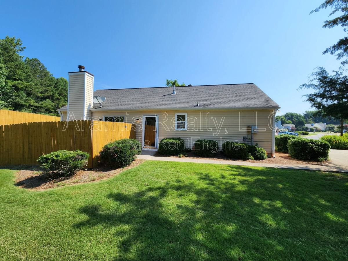 House for rent at 2800 Pine Valley Way NW, Kennesaw, GA 30152