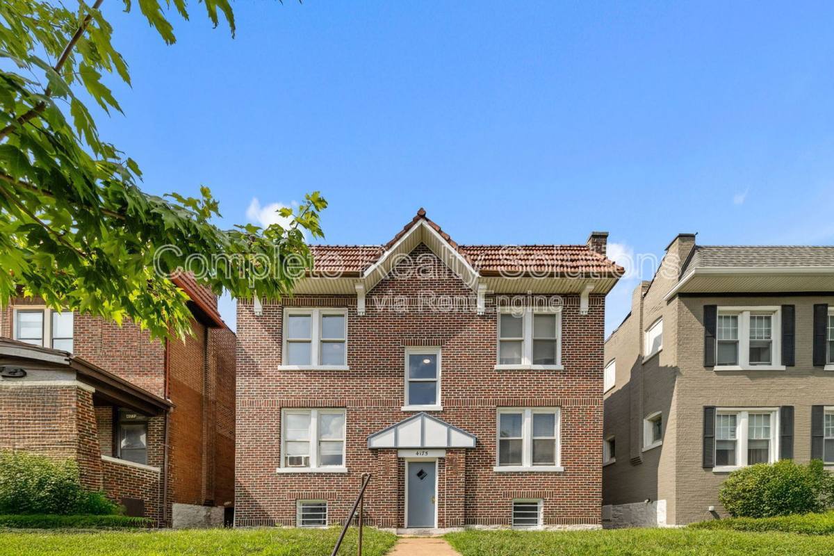 Apartment for rent at 4175 McRee Ave #2W, Saint Louis, MO 63110