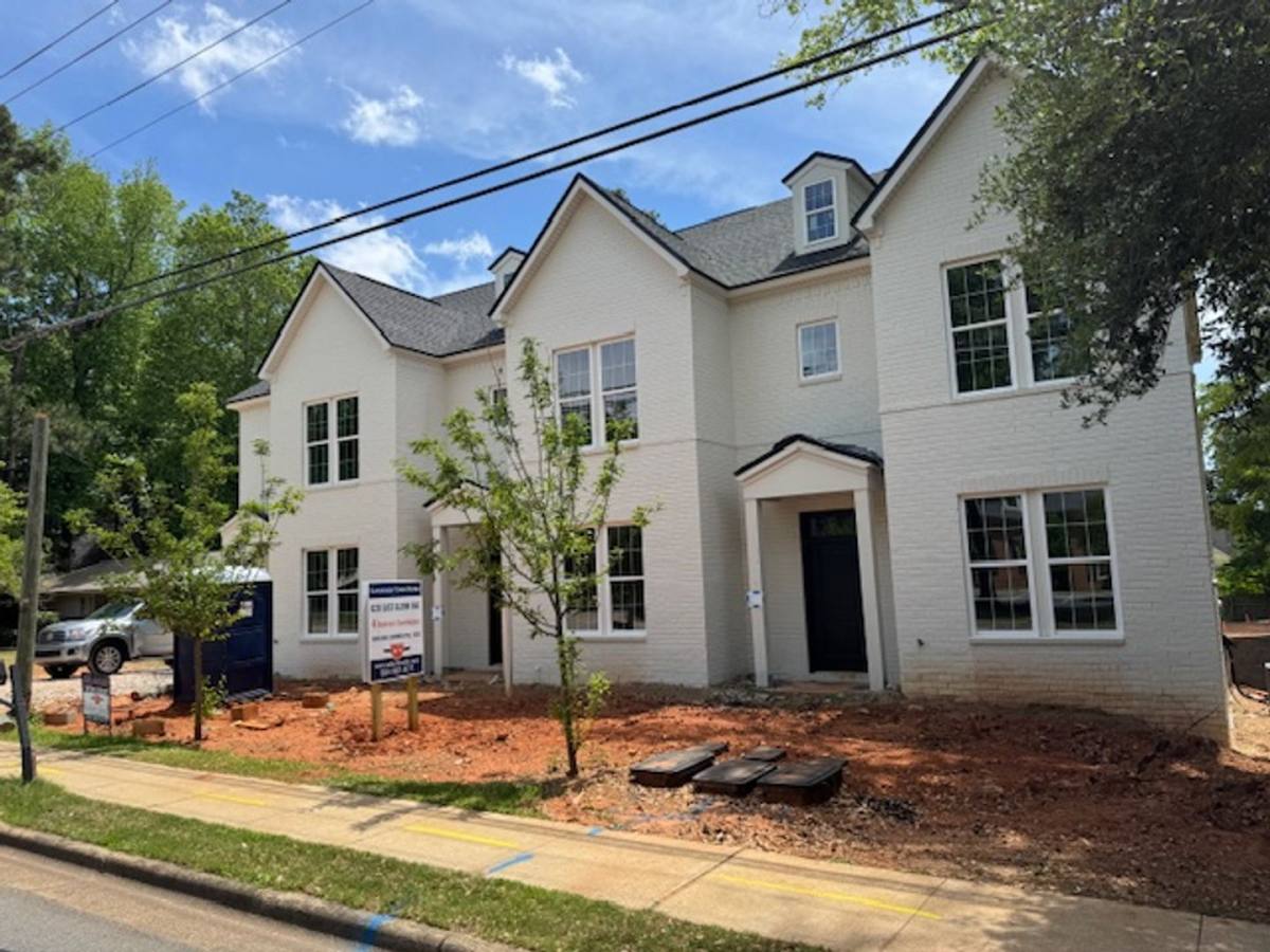 Townhouse for rent at 620 E Glenn Ave, Auburn, AL 36830