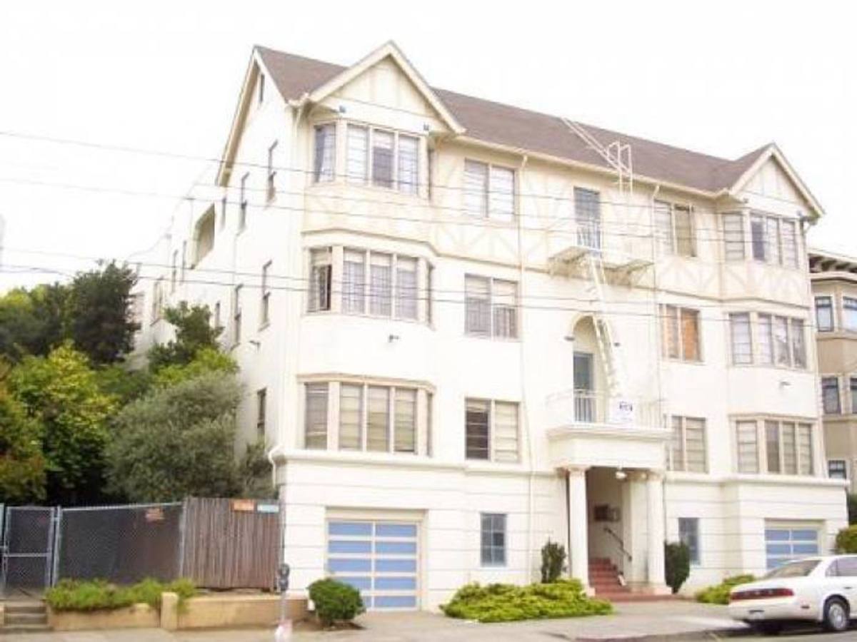 Apartment for rent at 2533 Durant Ave, Berkeley, CA 94704