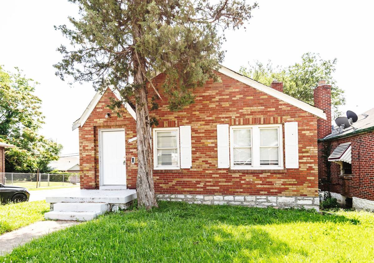 House for rent at 4262 Dardenne, Saint Louis, MO 63120