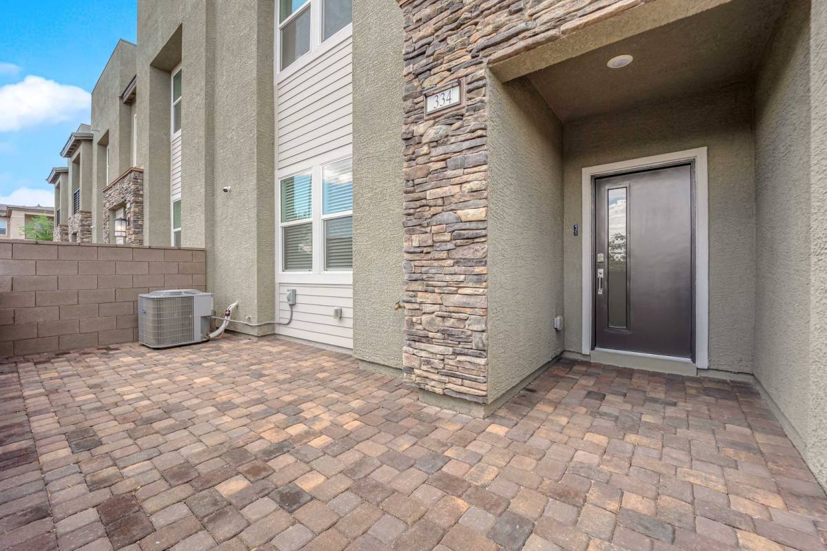 Townhouse for rent at 334 Laurel Peak Dr, Henderson, NV 89015