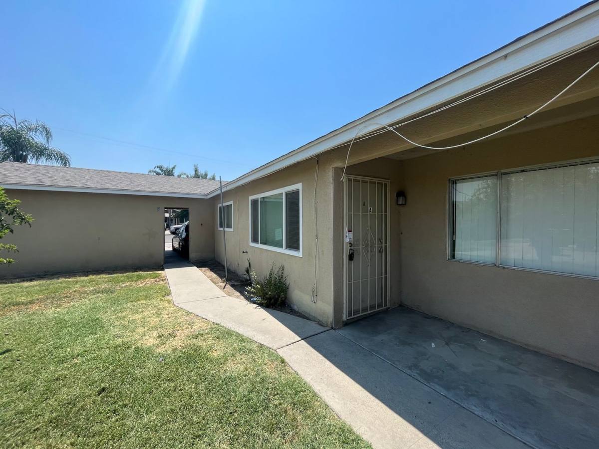 Apartment for rent at 2004-2108 N Ave, Corcoran, CA 93212
