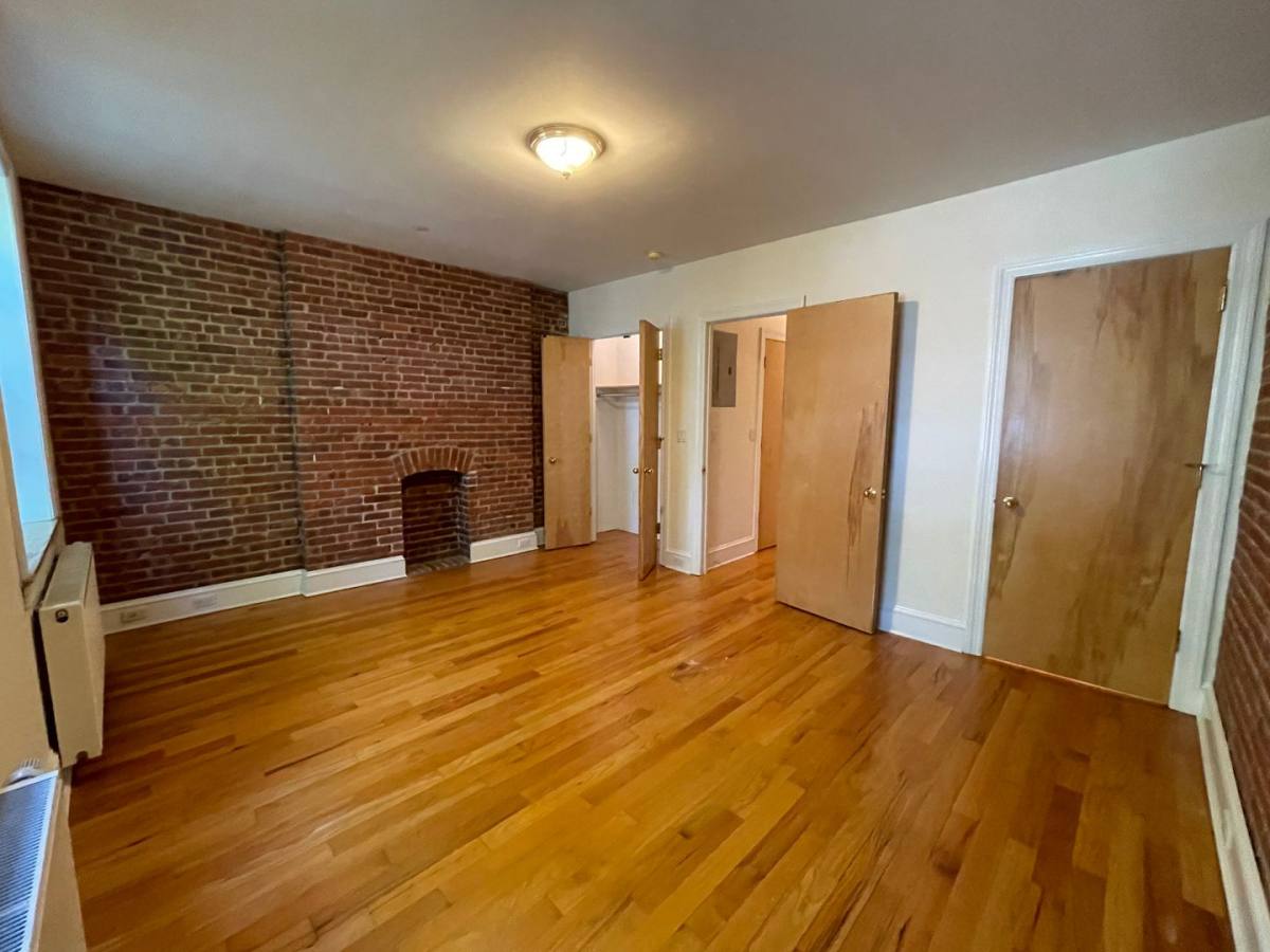 Townhouse for rent at 538 W 149th St, New York, NY 10031