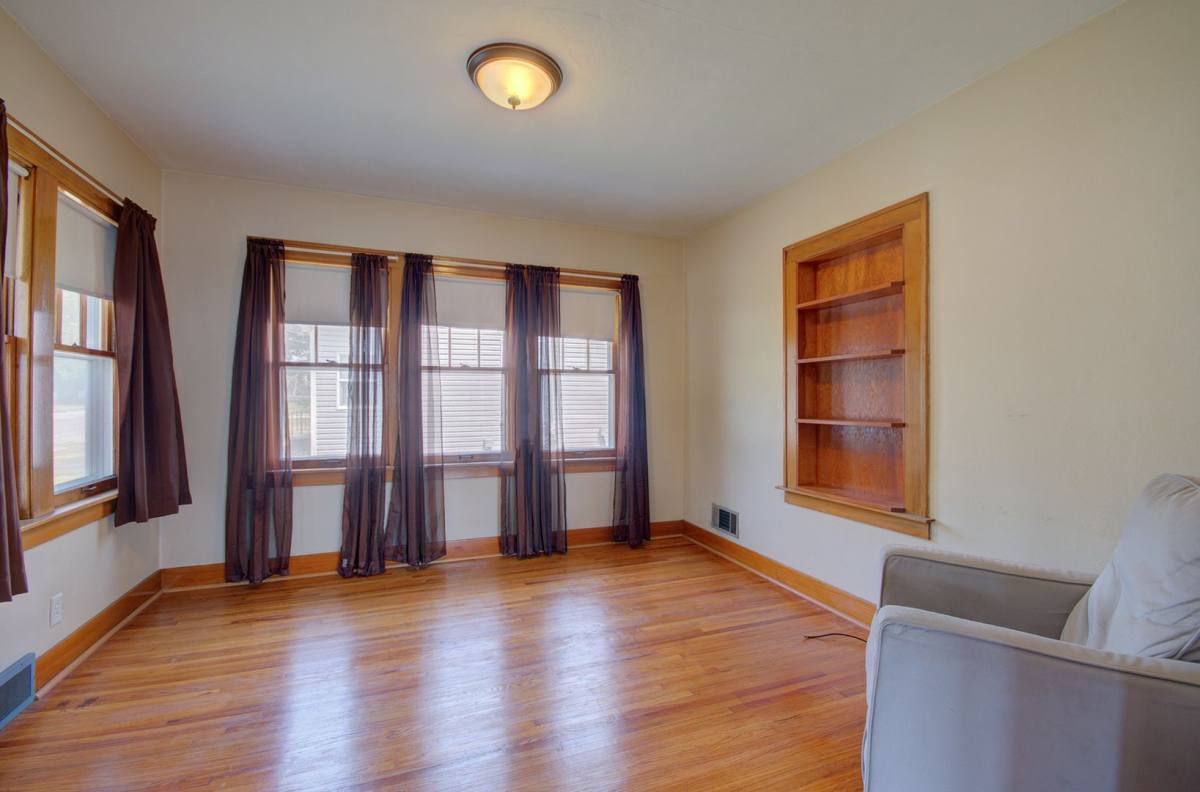 House for rent at 1116 Richards St, Joliet, IL 60433