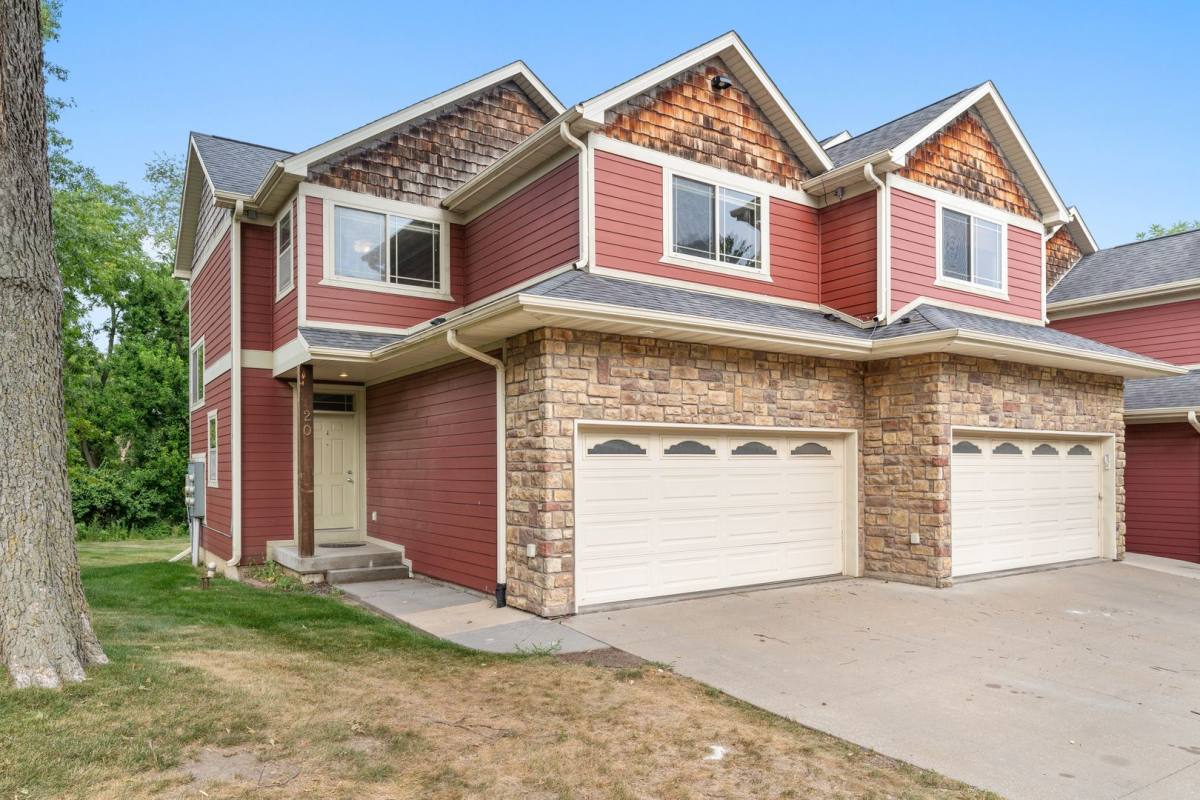 Townhouse for rent at 14 Hidden Meadow Lane, Iowa City, IA 52245