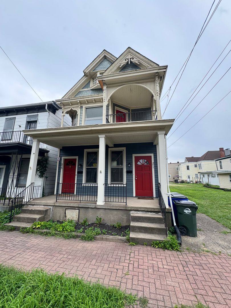 Apartment for rent at 211 & 213 Buckeye St, Hamilton, OH 45011