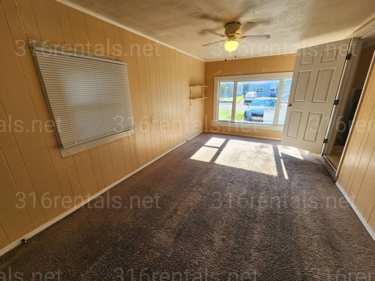 House for rent at 817 N Poplar, Wichita, KS 67214