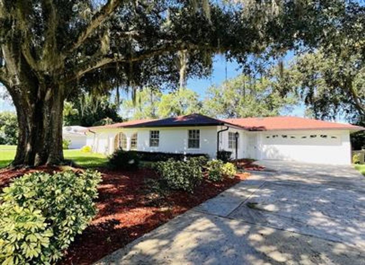 House for rent at 3052 Pine Cove Place, Eustis, FL 32726