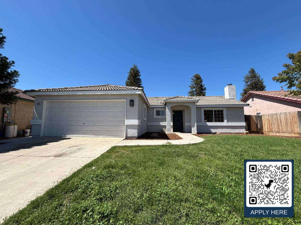 House for rent at 5382 W Browning Ave, Fresno, CA 93722