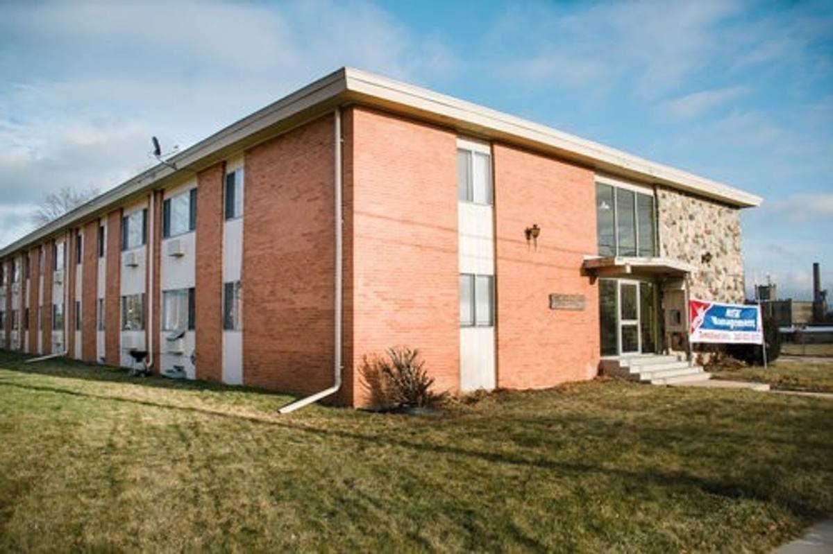 Apartment for rent at 2400 Northwestern Ave, Racine, WI 53404