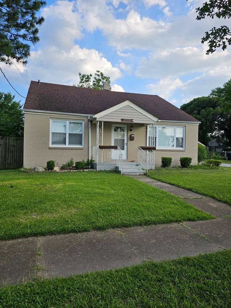 House for rent at 2733 Hollister Ave, Norfolk, VA 23504