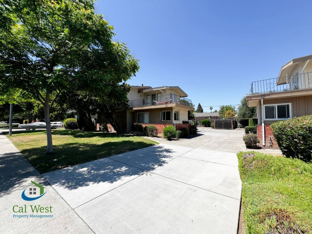 Apartment for rent at 301 Dunster Dr, Campbell, CA 95008