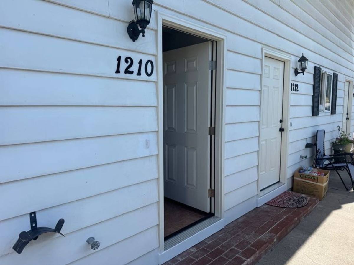 Apartment for rent at 1208 NE Minnehaha St, Vancouver, WA 98665