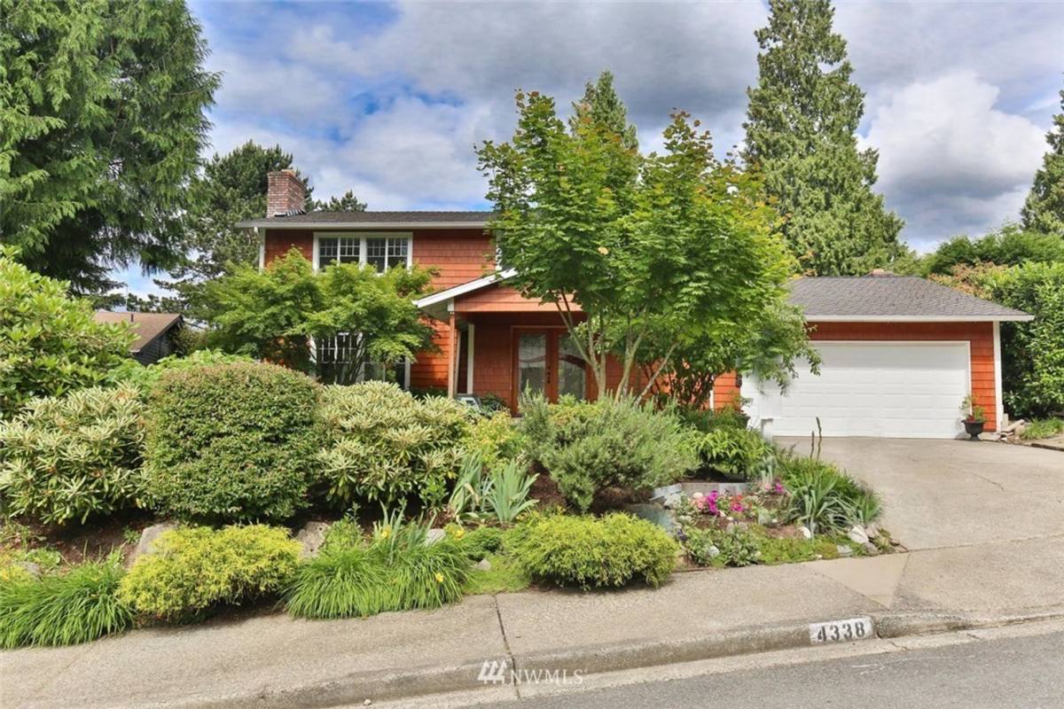 4338 157th Ave SE, Bellevue, WA 98006