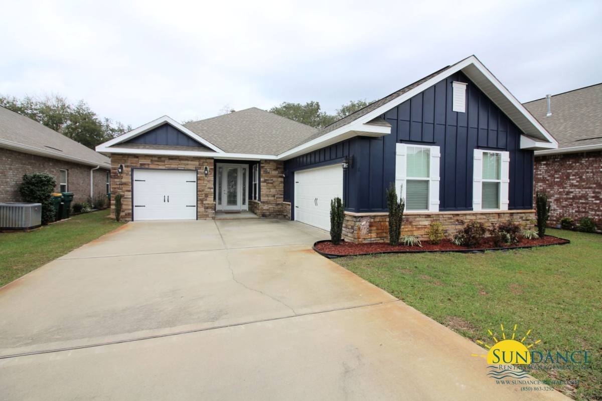 House for rent at 8 6th Ave, Shalimar, FL 32579