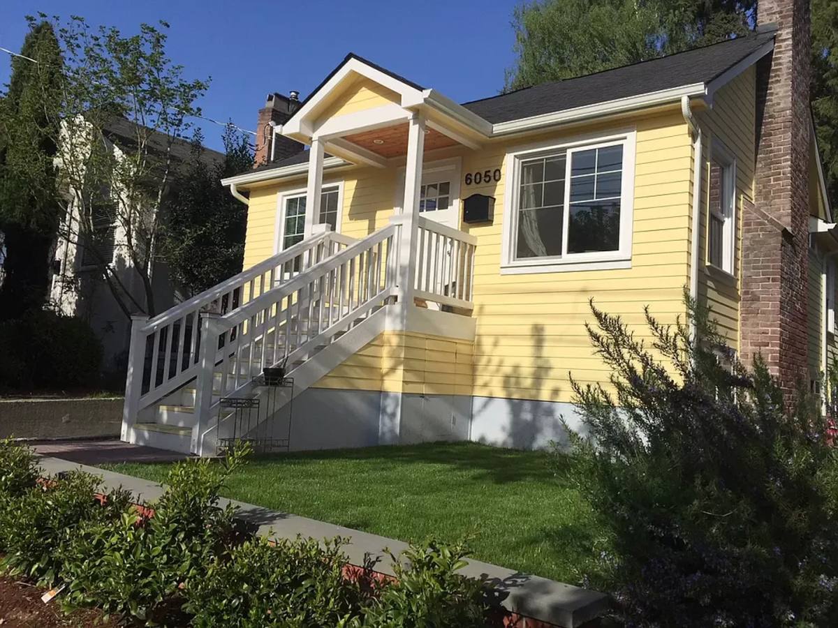 House for rent at 6050 26th Ave NE, Seattle, WA 98115