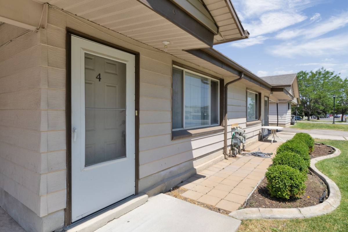 House for rent at 10564 S 1055 W, South Jordan, UT 84095
