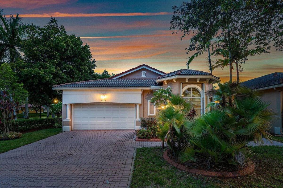 House for rent at 5818 NW 119th Dr, Pompano Beach, FL 33076