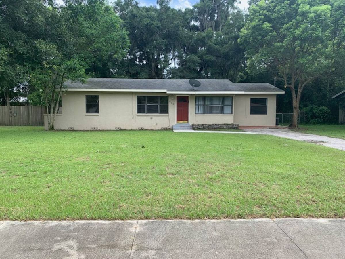 House for rent at 622 Howard Ave, Orange City, FL 32763
