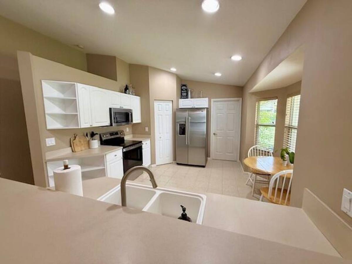 House for rent at 228 Park Rd N, West Palm Beach, FL 33411