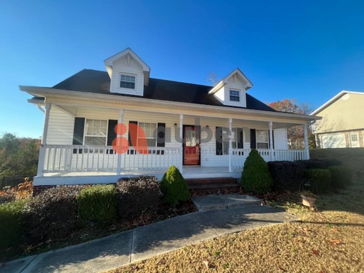 House for rent at 10334 Fielding Rd, Ooltewah, TN 37363
