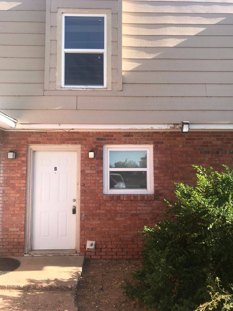 Apartment for rent at 1341 65th Dr, Lubbock, TX 79412
