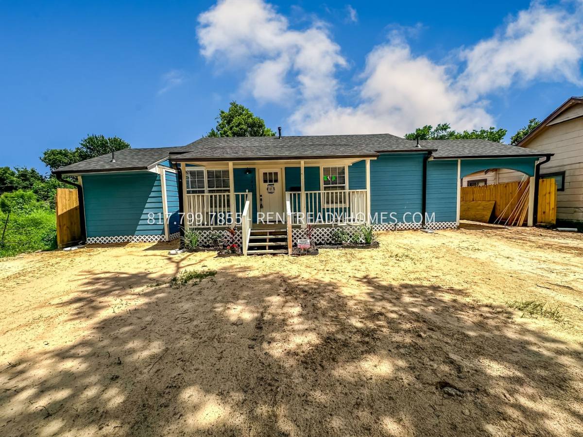 House for rent at 7410 Evans St, Houston, TX 77061