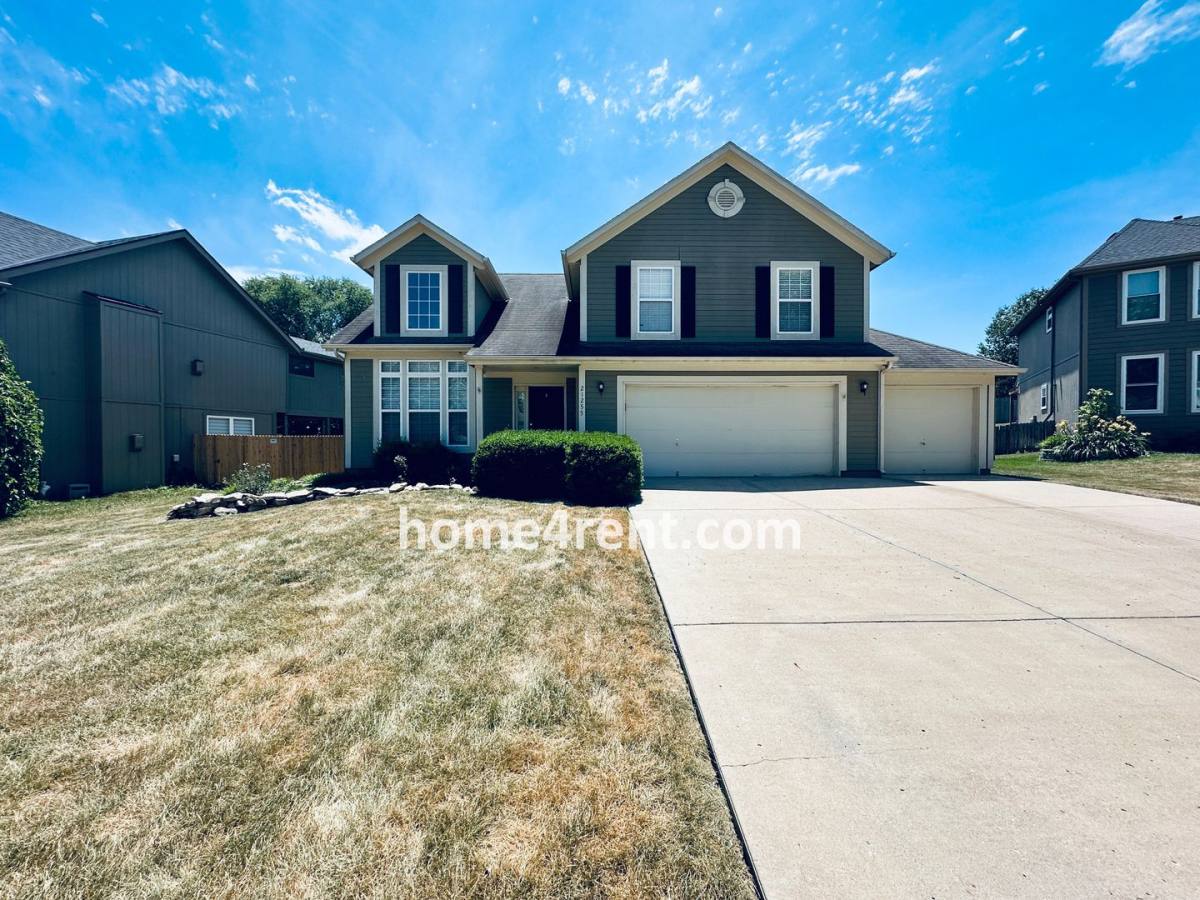 House for rent at 21255 W 120th Terrace, Olathe, KS 66061