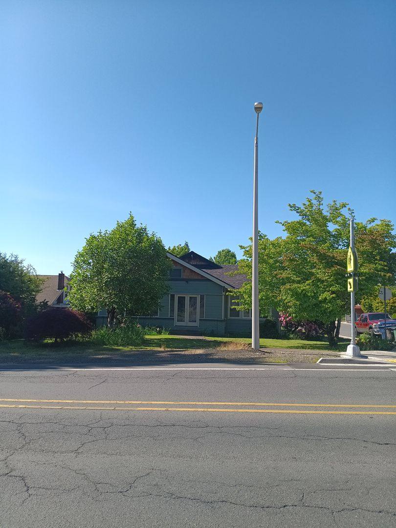 House for rent at 1005 Main St E, Monmouth, OR 97361