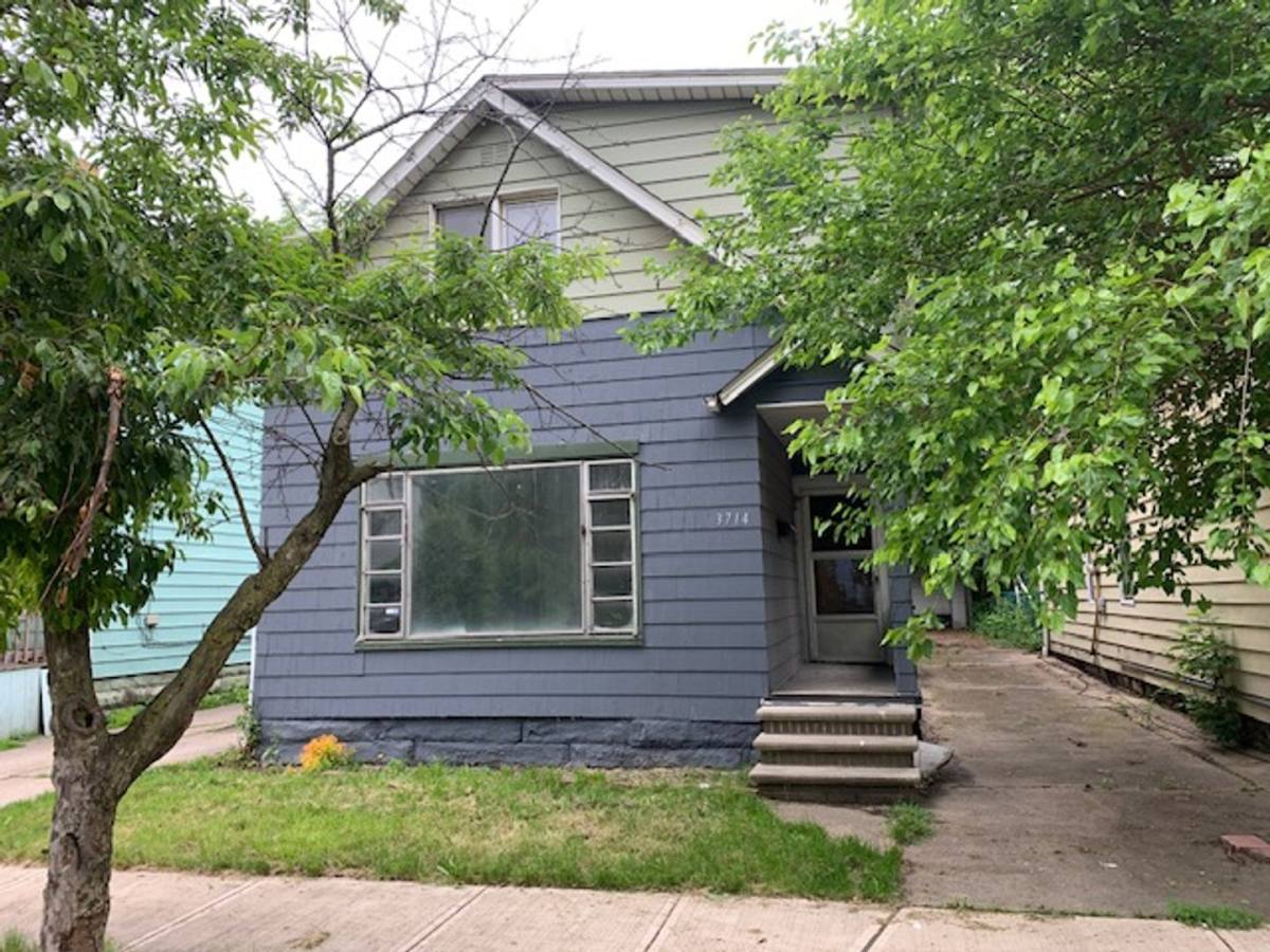 House for rent at 3714 E 50th St, Cleveland, OH 44105