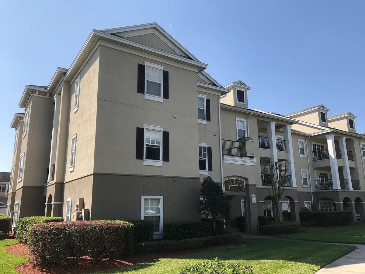Condo for rent at 3725 Conroy Rd, Orlando, FL 32839