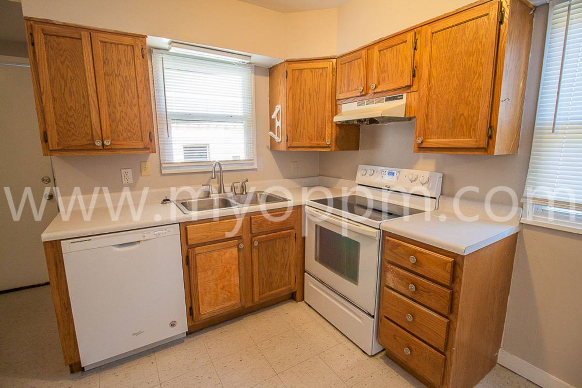 House for rent at 312 W 28th Ave, Bellevue, NE 68005