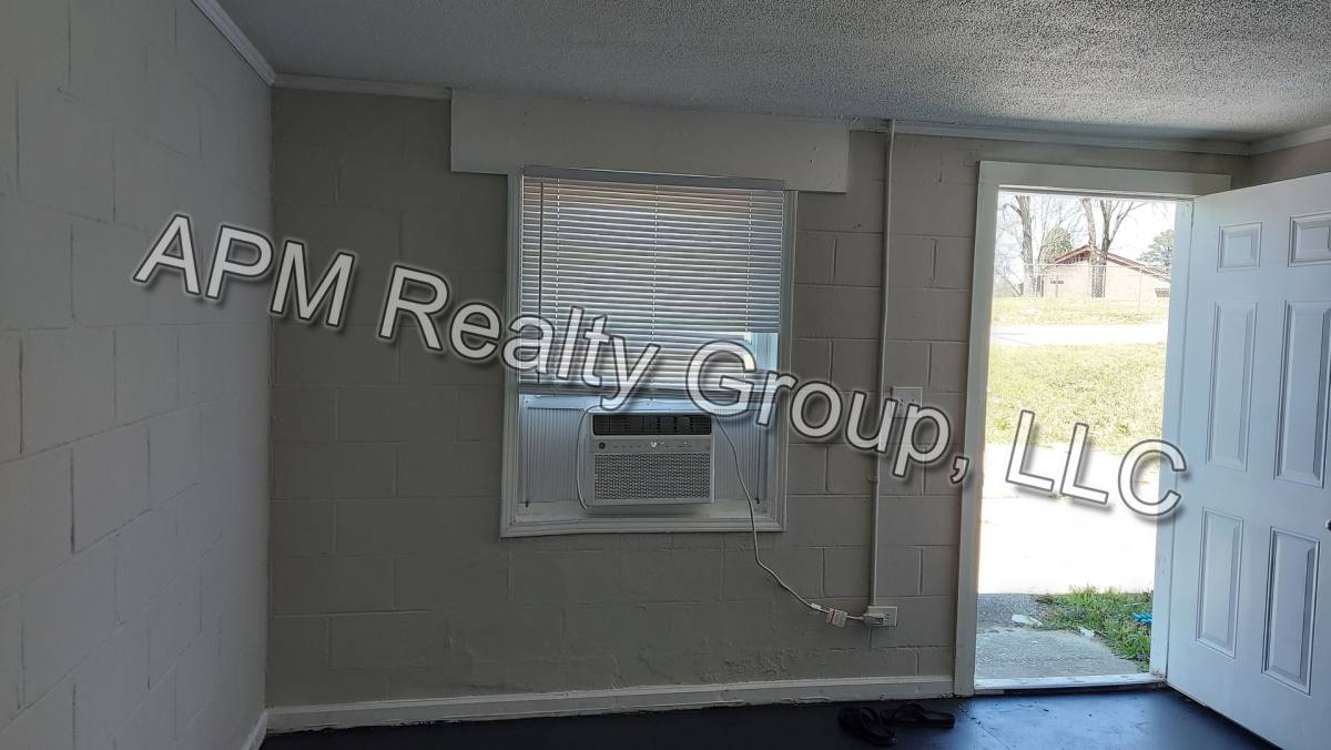 Apartment for rent at 3048-B Howell Court, Columbia, SC 29203