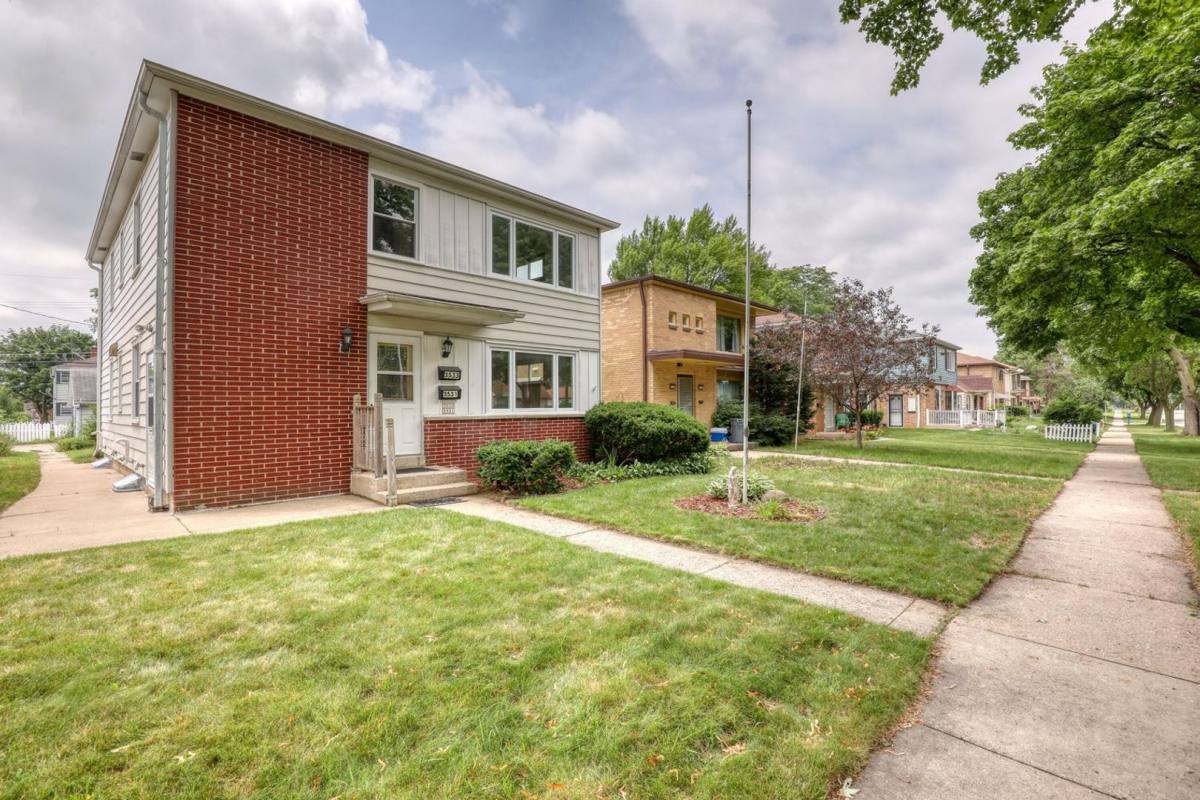 Apartment for rent at 3531 - 33 N, Milwaukee, WI 53222