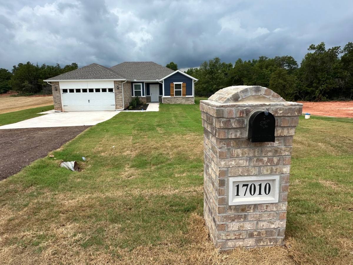 House for rent at 17010 Lantana Loop, Newalla, OK 74857