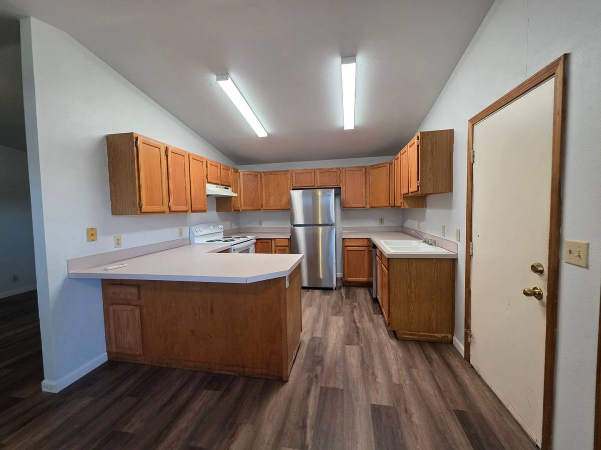 Apartment for rent at 6565 67 A St, Springfield, OR 97478